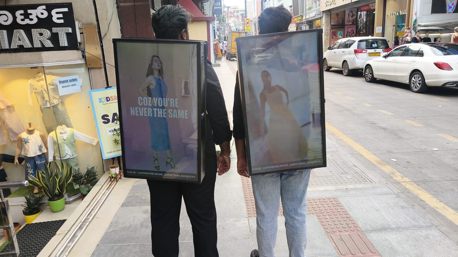LED Video Lookwalker Branding photo slot